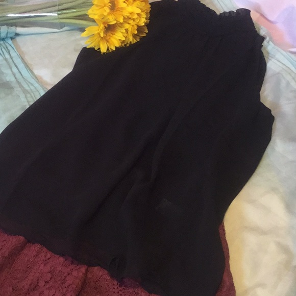 ❌DONATED❌Black Sleeveless Lined Mock Neck Chiffon Top - Picture 6 of 9